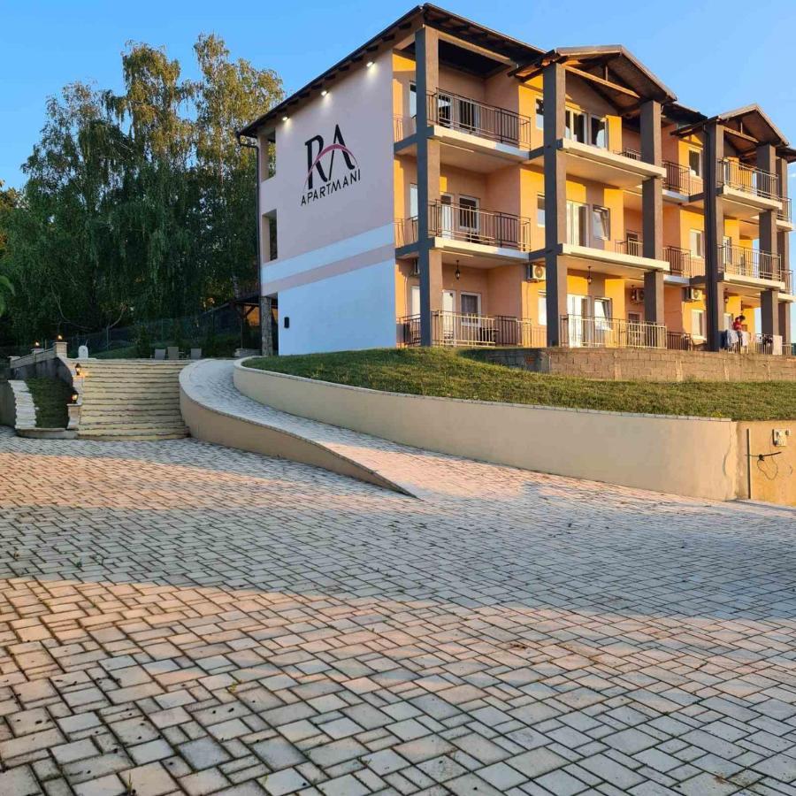 Ra Apartmani Vrdnik Eksteriør billede